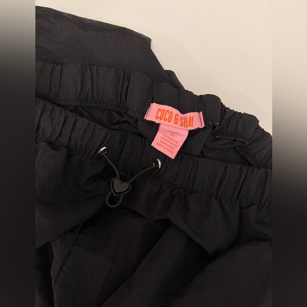 Coco & Shay Bows/Drawstring Track Pants - Picture 3 of 5